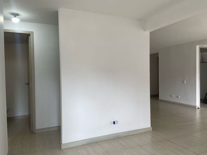 Apartamento de 2 alcobas en arriendo en Monteazul, Sabaneta, 65 m² · foto 4 de 18