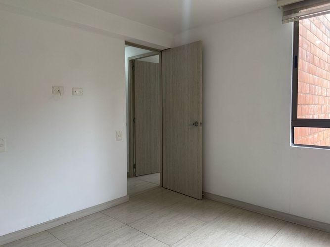 Apartamento de 2 alcobas en arriendo en Monteazul, Sabaneta, 65 m² · foto 9 de 18