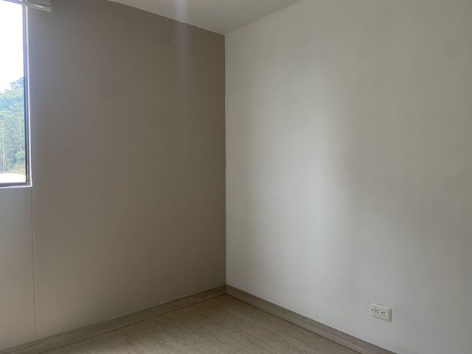 Apartamento de 2 alcobas en arriendo en Monteazul, Sabaneta, 65 m² · foto 10 de 18