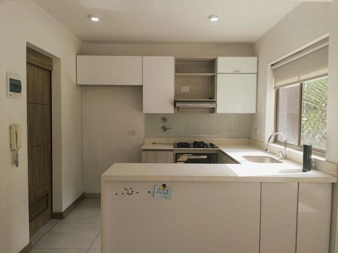 Apartamento de 2 alcobas en arriendo en Belén, Medellín, 98 m² · foto 3 de 16