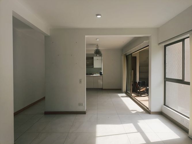 Apartamento de 2 alcobas en arriendo en Belén, Medellín, 98 m² · foto 7 de 16