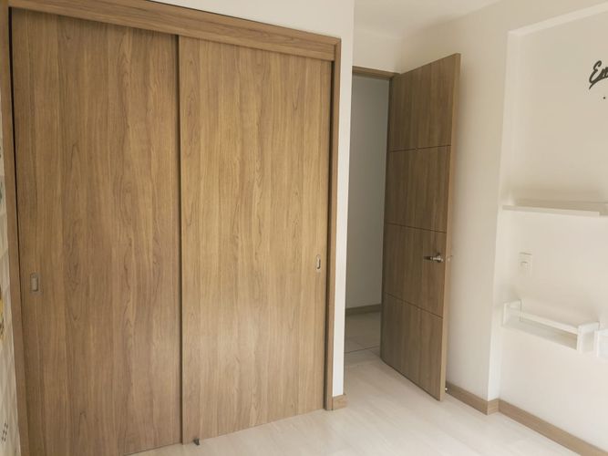 Apartamento de 2 alcobas en arriendo en Belén, Medellín, 98 m² · foto 12 de 16