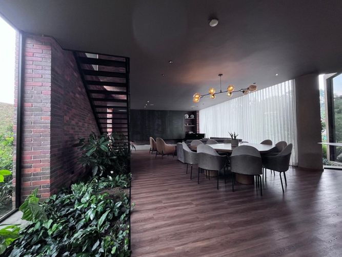 Casa de 6 alcobas en venta en Escobero, Envigado, 1113 m² · foto 4 de 20
