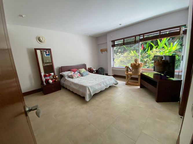 Casa de 4 alcobas en venta en Ciudad Jardin, Cali, 675 m² · foto 13 de 17