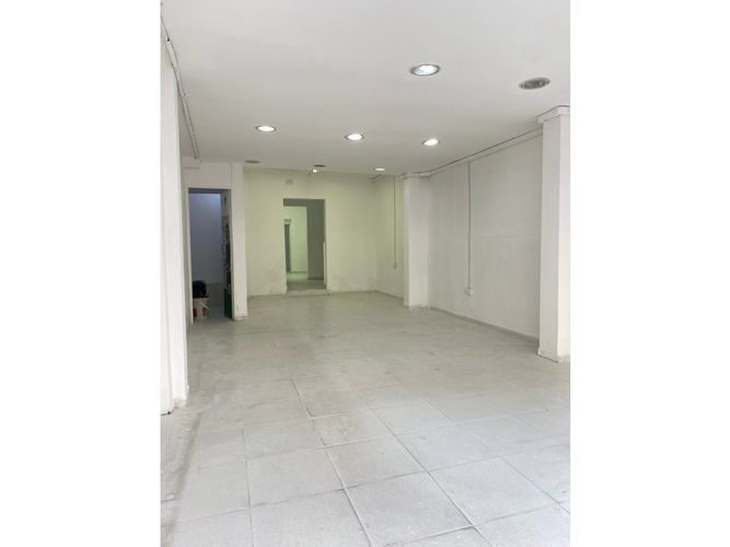 Local en arriendo en Bombona No.1, Medellín, 108 m² · foto 10 de 11