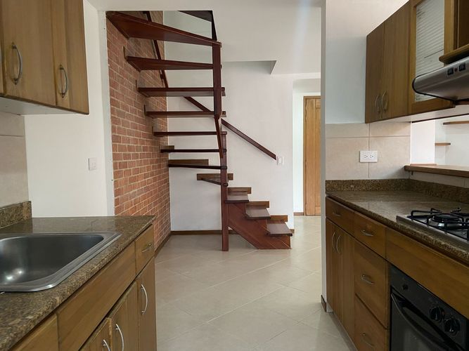 Apartamento de 3 alcobas en venta en Vegas De La Doctora, Sabaneta, 90 m² · foto 3 de 19