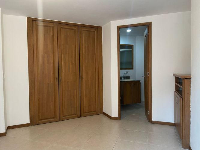 Apartamento de 3 alcobas en venta en Vegas De La Doctora, Sabaneta, 90 m² · foto 13 de 19