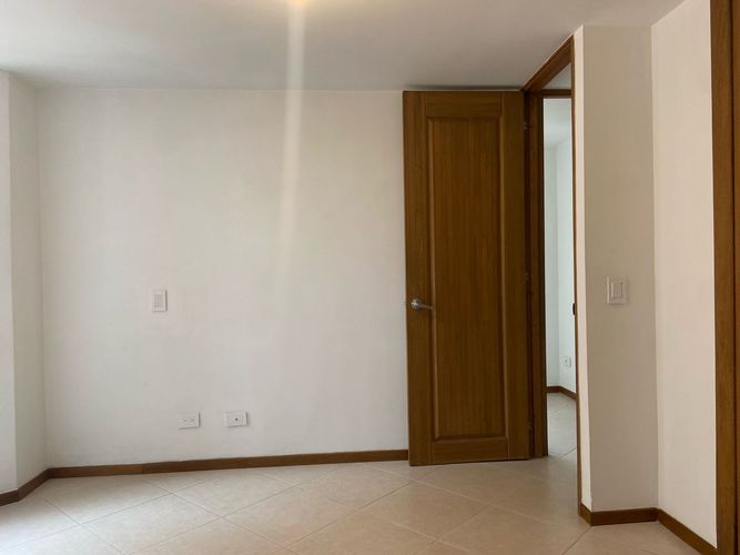 Apartamento de 3 alcobas en venta en Vegas De La Doctora, Sabaneta, 90 m² · foto 15 de 19