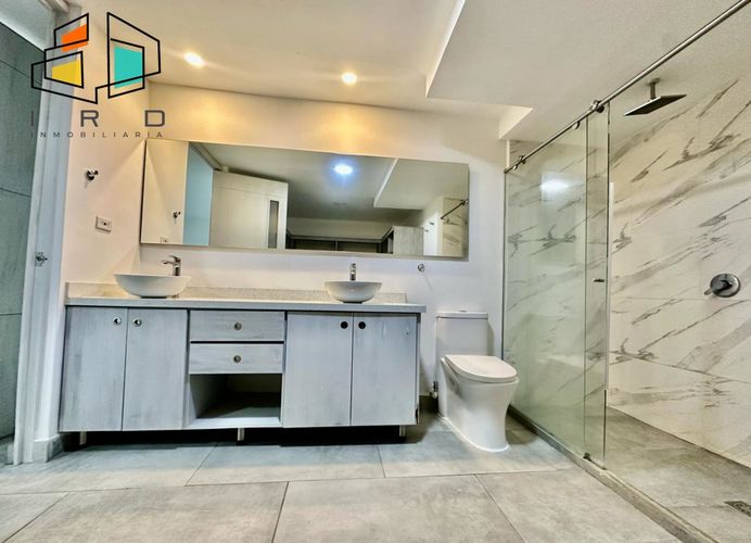 Apartamento de 3 alcobas en arriendo en El Diamante 2, Medellín, 250 m² · foto 24 de 24