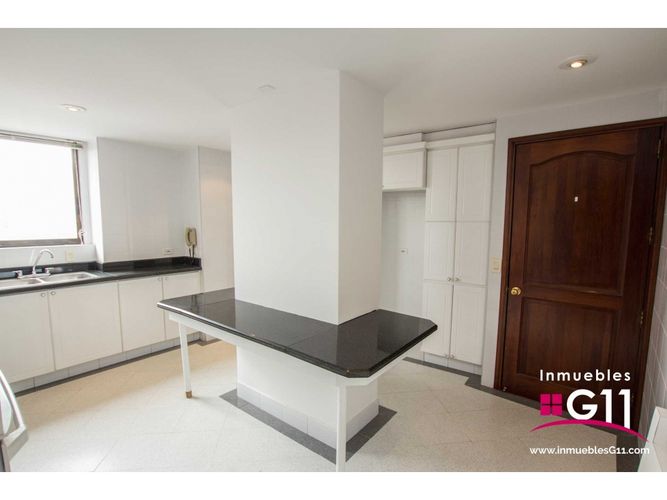 Apartamento de 3 alcobas en venta en Chapinero, Bogotá, 285 m² · foto 12 de 24