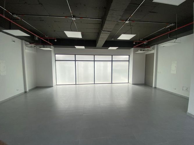 Oficina en arriendo en El Poblado, Medellín, 72 m² · foto 16 de 19