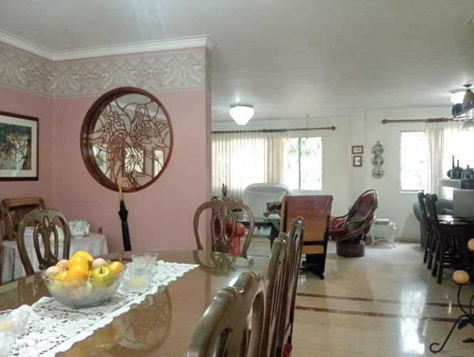 Apartamento de 3 alcobas en venta en Conquistadores, Medellín, 207 m² · foto 2 de 18