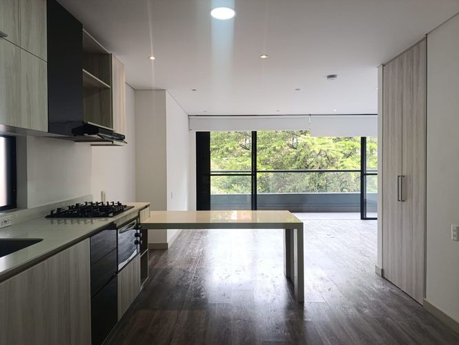 Apartamento de 1 alcoba en arriendo en El Poblado, Medellín, 62 m² · foto 3 de 12