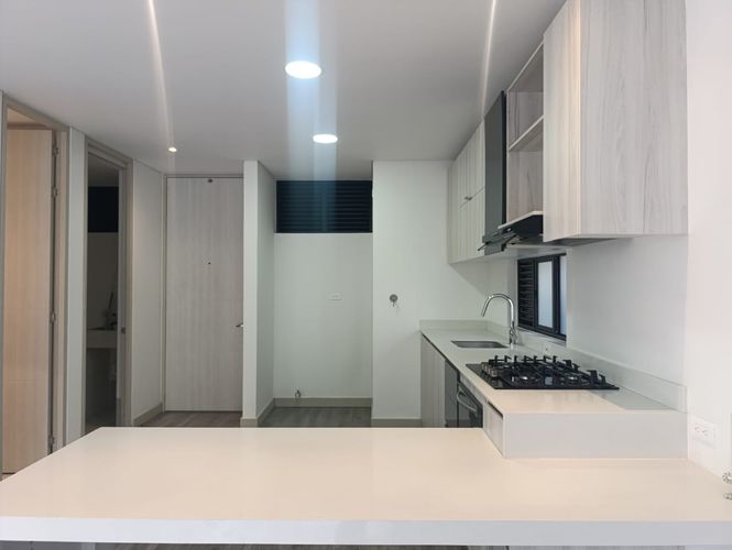 Apartamento de 1 alcoba en arriendo en El Poblado, Medellín, 62 m² · foto 6 de 12