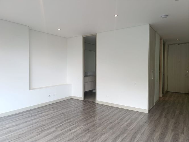 Apartamento de 1 alcoba en arriendo en El Poblado, Medellín, 62 m² · foto 8 de 12