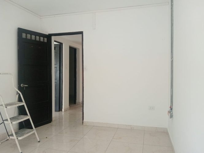 Oficina en arriendo en Florida Nueva, Medellín, 197 m² · foto 3 de 16