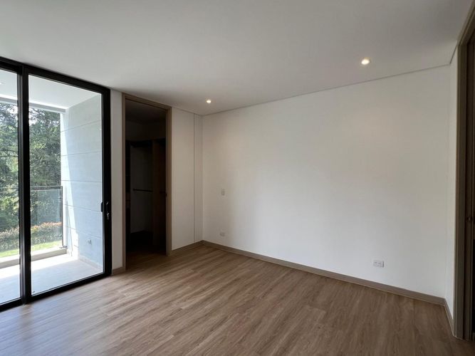Apartamento de 1 alcoba en venta en La Convencion, Rionegro, 65 m² · foto 2 de 11