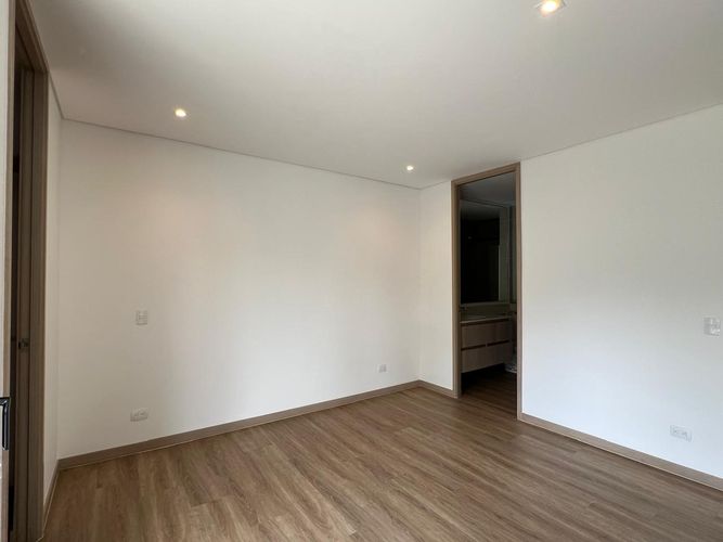 Apartamento de 1 alcoba en venta en La Convencion, Rionegro, 65 m² · foto 8 de 11