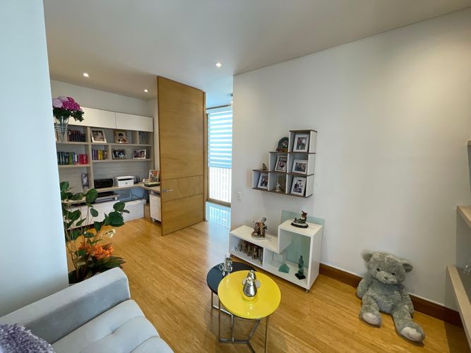 Apartamento de 4 alcobas en venta en Chico, Bogotá, 400 m² · foto 13 de 24