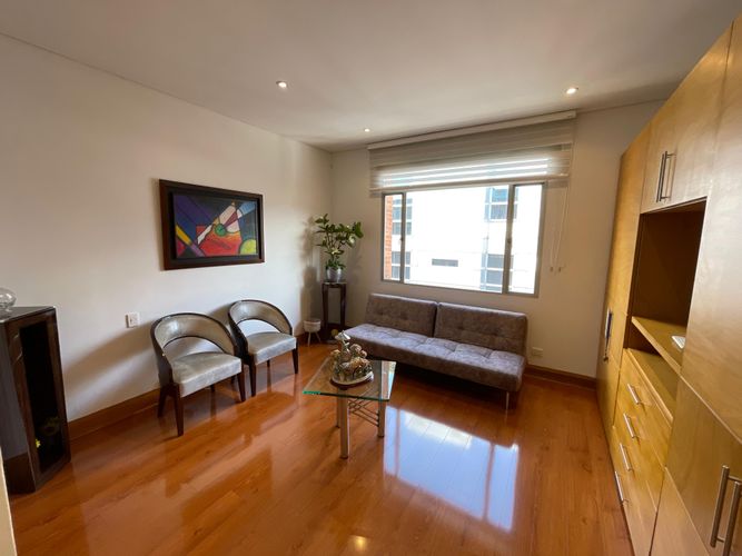 Apartamento de 4 alcobas en venta en Chico, Bogotá, 400 m² · foto 15 de 24