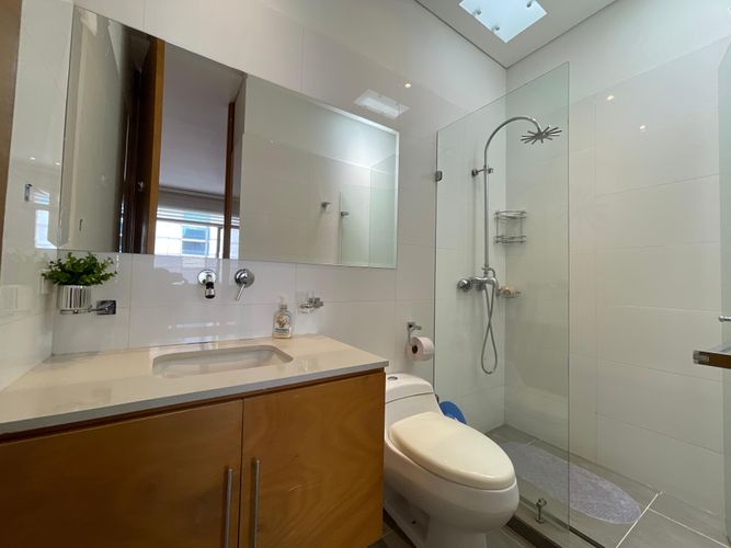 Apartamento de 4 alcobas en venta en Chico, Bogotá, 400 m² · foto 17 de 24
