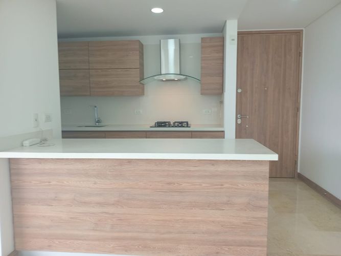 Apartamento de 3 alcobas en arriendo en El Poblado, Medellín, 125 m² · foto 5 de 18