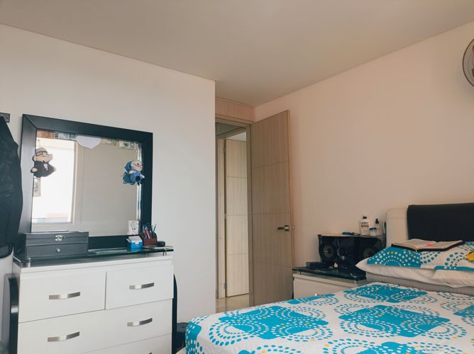 Apartamento de 3 alcobas en venta en El Nogal-Los Almendros, Medellín, 88 m² · foto 9 de 18