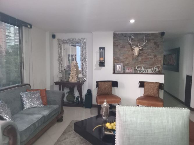 Apartamento de 3 alcobas en arriendo en El Poblado, Medellín, 100 m² · foto 4 de 19