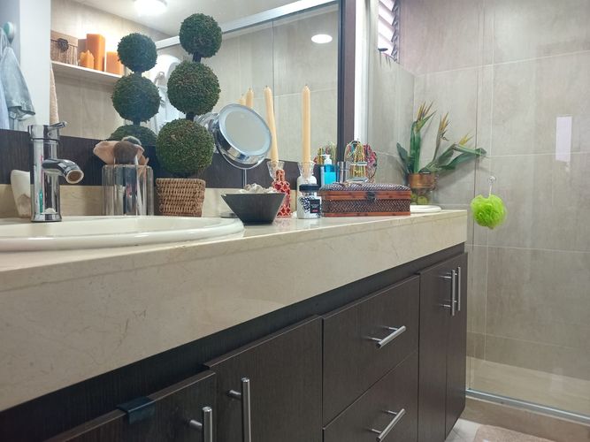 Apartamento de 3 alcobas en arriendo en El Poblado, Medellín, 100 m² · foto 18 de 19