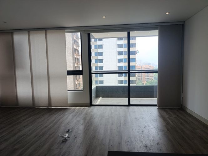 Apartamento de 1 alcoba en arriendo en El Poblado, Medellín, 62 m² · foto 3 de 11