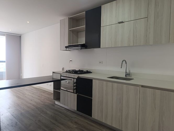 Apartamento de 1 alcoba en arriendo en El Poblado, Medellín, 62 m² · foto 5 de 11