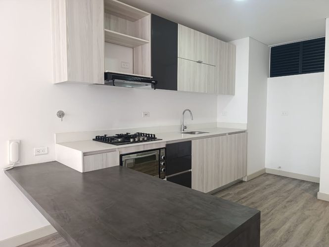 Apartamento de 1 alcoba en arriendo en El Poblado, Medellín, 62 m² · foto 7 de 11