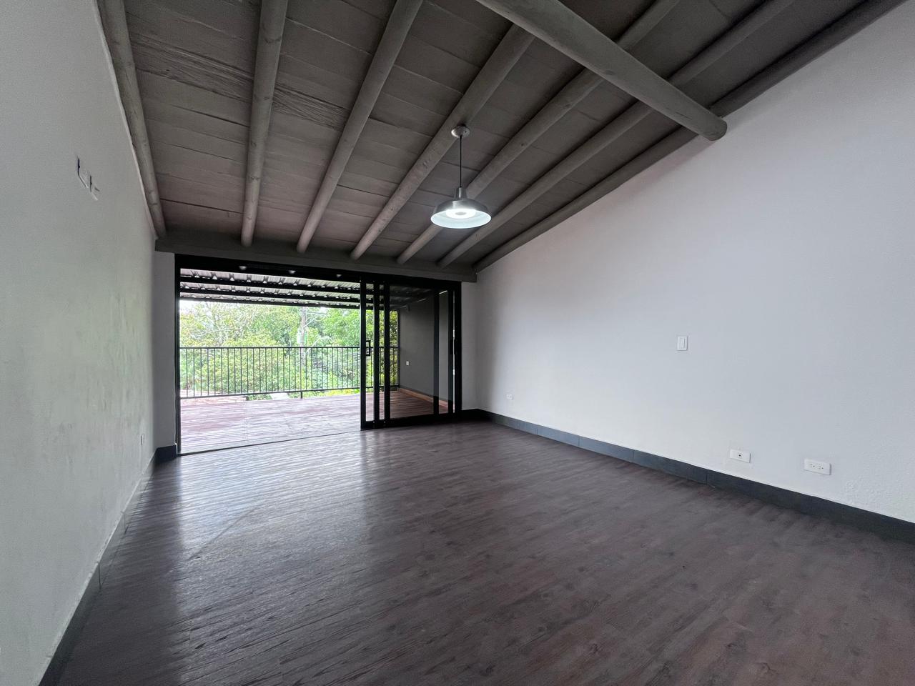 Apartamento en arriendo en Loma El Atravesado, Envigado · foto 2 de 20