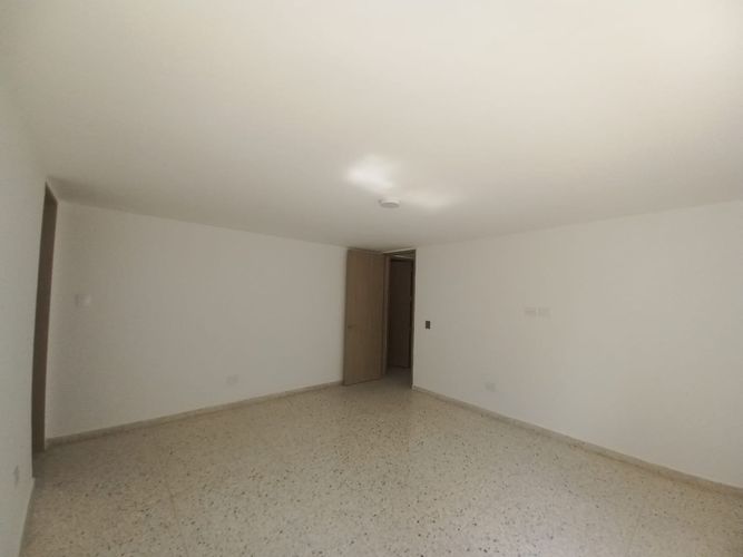 Apartamento de 4 alcobas en venta en Altos Del Prado, Barranquilla, 253 m² · foto 6 de 22