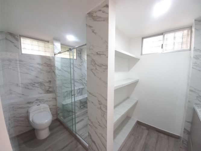 Apartamento de 4 alcobas en venta en Altos Del Prado, Barranquilla, 253 m² · foto 14 de 22
