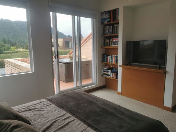 Casa de 3 alcobas en venta en San Jose De La Concepcion, La Calera, 210 m² · foto 12 de 14