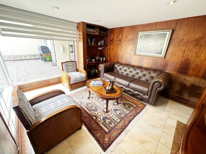Casa de 4 alcobas en venta en Rincon Del Chico, Bogotá, 401 m² · foto 8 de 24