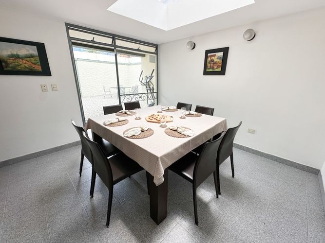 Casa de 4 alcobas en venta en Rincon Del Chico, Bogotá, 401 m² · foto 12 de 24