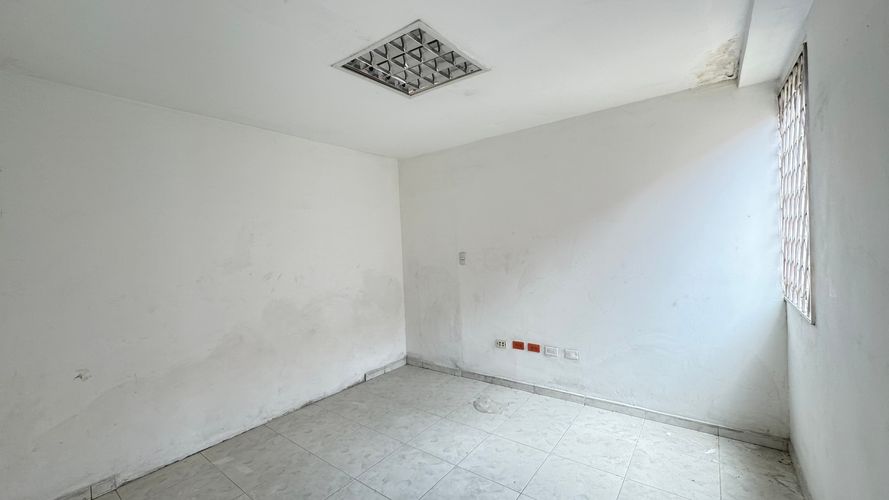 Bodega en arriendo en Juanchito, Candelaria, 1040 m² · foto 10 de 16
