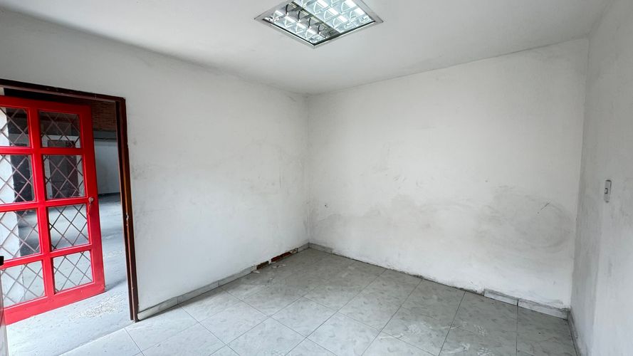 Bodega en arriendo en Juanchito, Candelaria, 1040 m² · foto 12 de 16