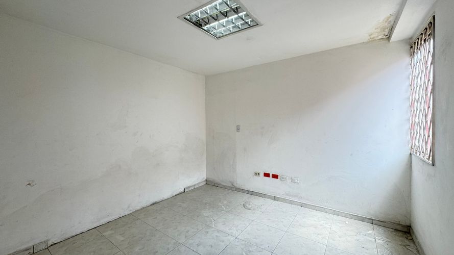 Bodega en arriendo en Juanchito, Candelaria, 1040 m² · foto 13 de 16