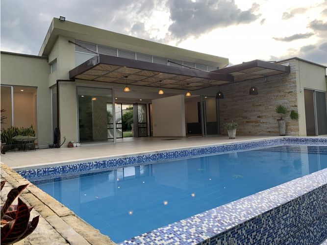Casa de 3 alcobas en venta en El Caimo, Armenia, 230 m² · foto 5 de 24