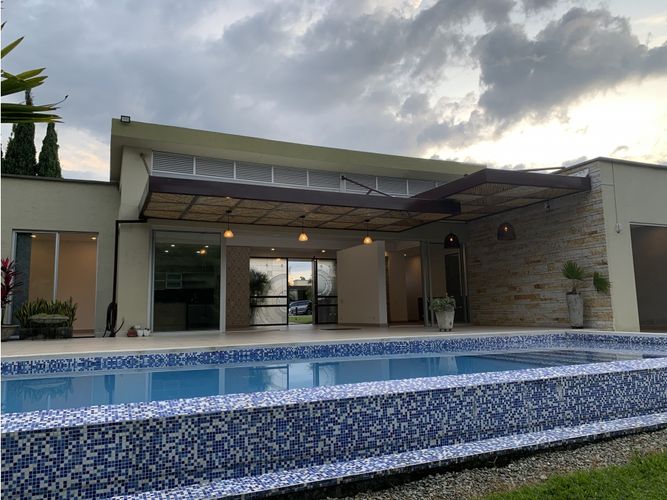 Casa de 3 alcobas en venta en El Caimo, Armenia, 230 m² · foto 8 de 24