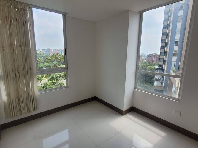 Apartamento de 3 alcobas en venta en Ciudad Jardin, Cali, 95 m² · foto 7 de 14