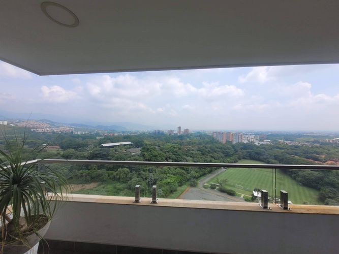 Apartamento de 3 alcobas en venta en Ciudad Jardin, Cali, 118 m² · foto 2 de 15