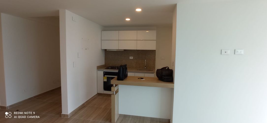 Apartamento de 3 alcobas en venta en Picaleña Y Mirolindo, Ibagué, 100 m² · foto 5 de 18