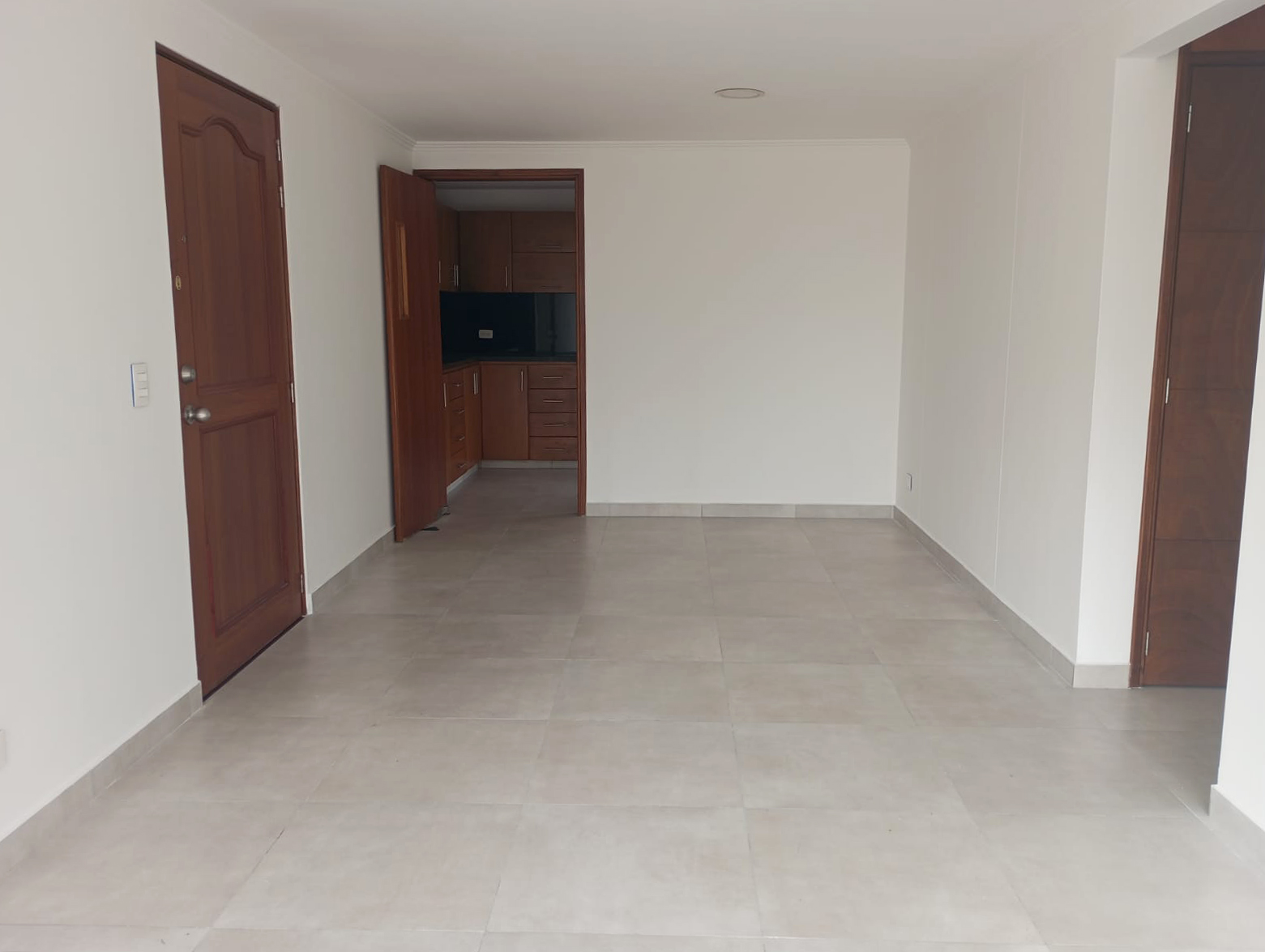 Apartamento en venta en El Poblado, Medellín · foto 2 de 15