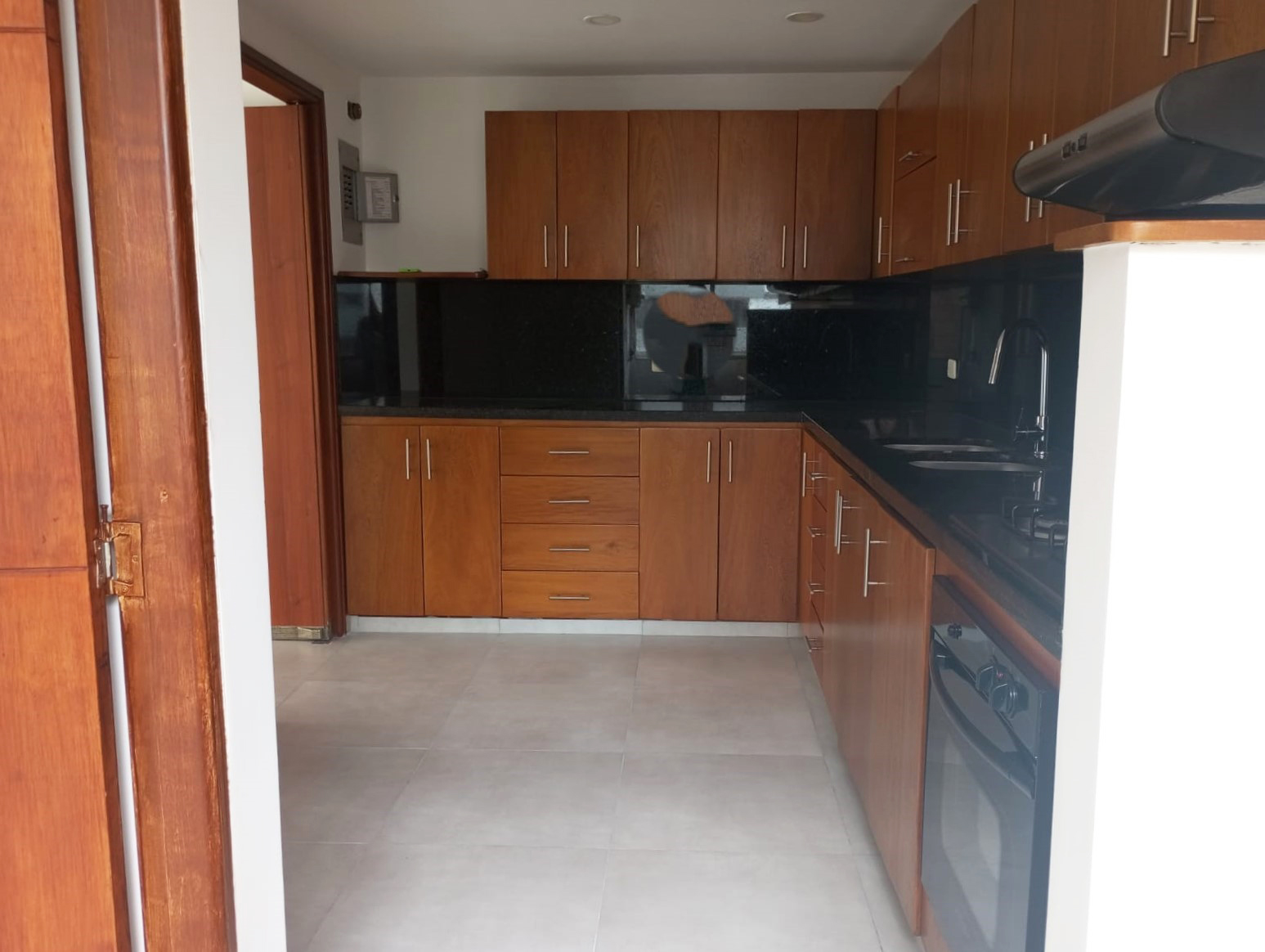 Apartamento en venta en El Poblado, Medellín · foto 3 de 15