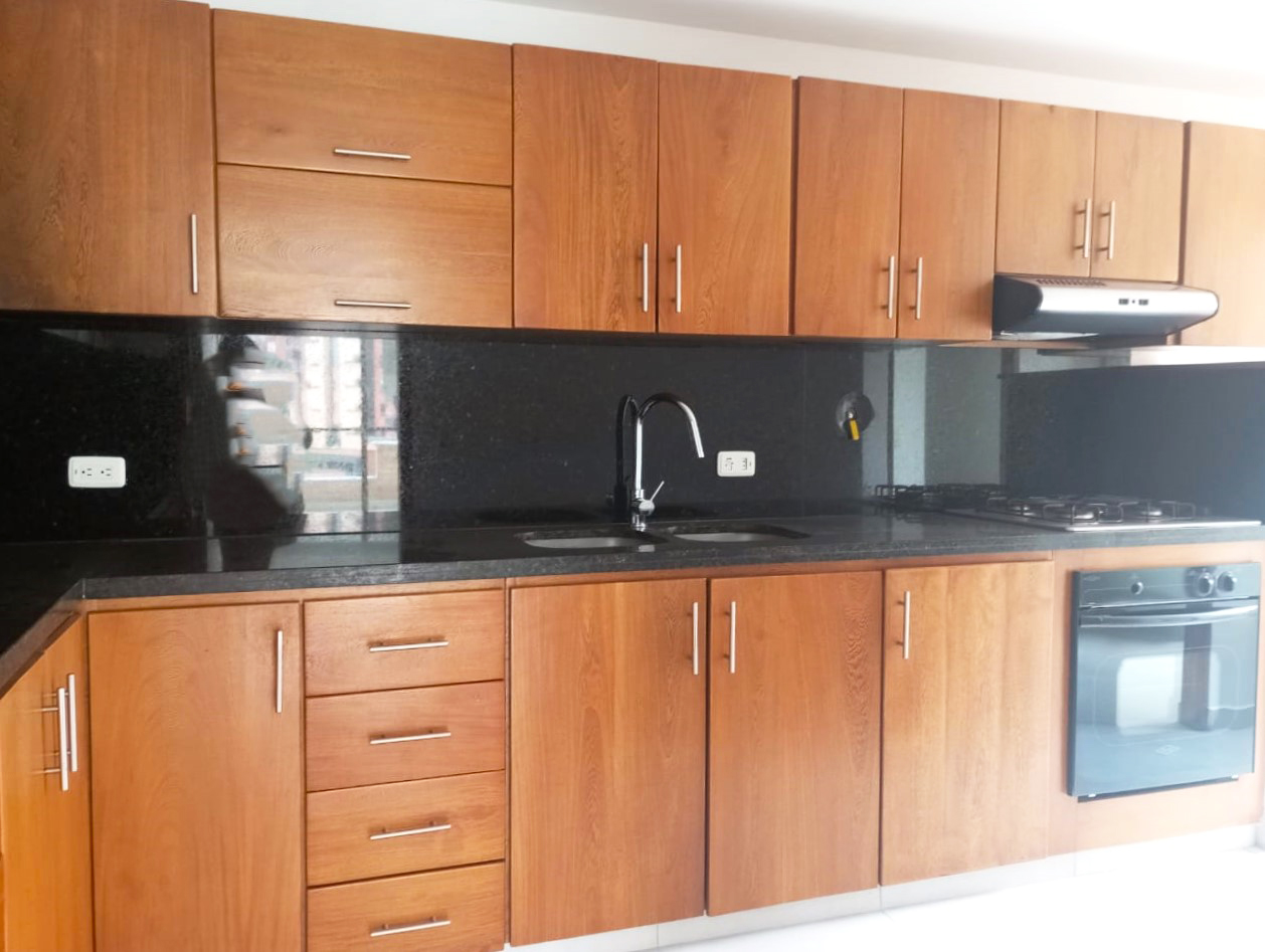 Apartamento en venta en El Poblado, Medellín · foto 5 de 15