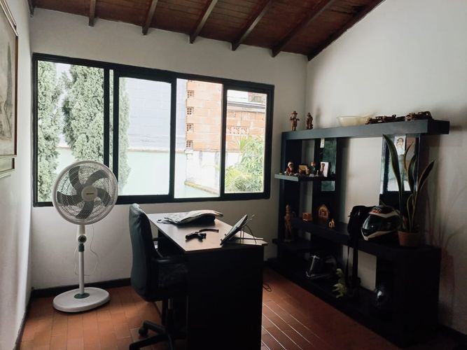 Oficina en arriendo en Belén, Medellín, 240 m² · foto 10 de 15